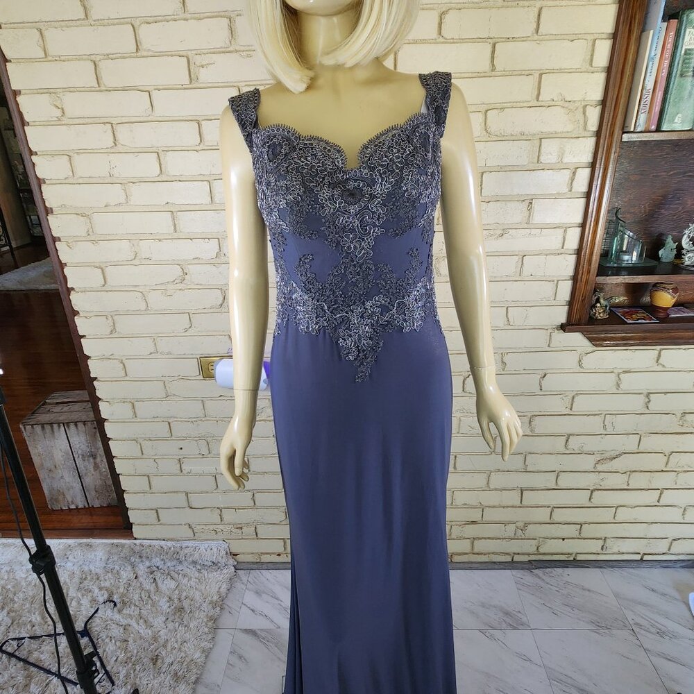 Chicas Womens Formal Dress Full Length Size Medium
